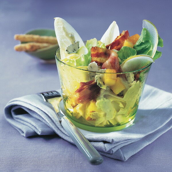 Chicorée-Endivien-Salat mit Birnen Rezept | Küchengötter Chicorée-Endivien-Salat mit Birnen Rezept | Küchengötter