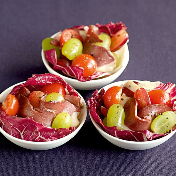 Traubensalat mit Räucherentenbrust Rezept | Küchengötter