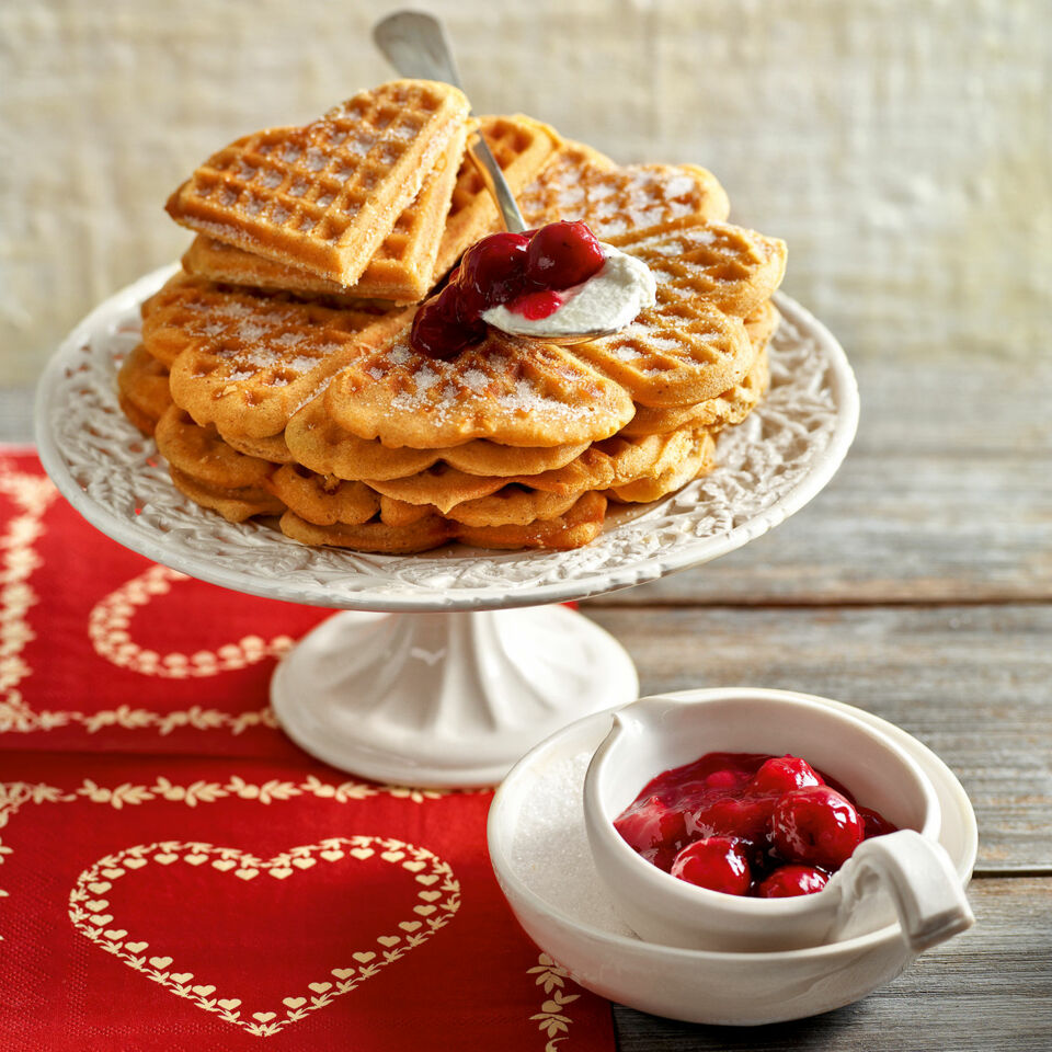lebkuchenwaffeln mit heissen gewurzkirschen rezept kuchengotter