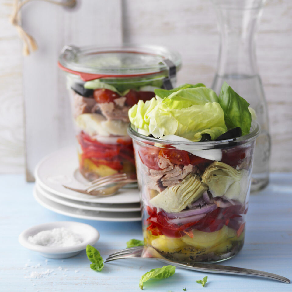 Nizza-Salat mit Thunfisch im Glas Rezept | Küchengötter Nizza-Salat mit Thunfisch im Glas Rezept | Küchengötter