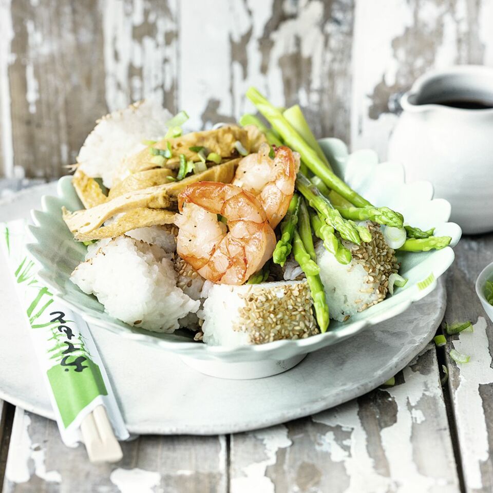 Spargel-Sushi-Bowl Rezept | Küchengötter
