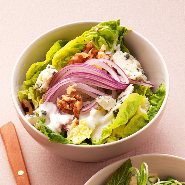 Romana-Salat mit Roquefort und Walnüssen Rezept | Küchengötter Romana-Salat mit Roquefort und Walnüssen Rezept | Küchengötter