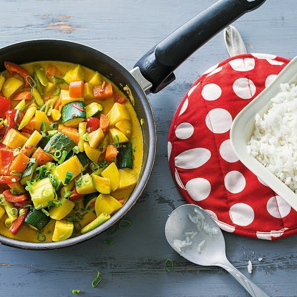 Gemüsecurry mit Jasminreis Rezept | Küchengötter Gemüsecurry mit Jasminreis Rezept | Küchengötter