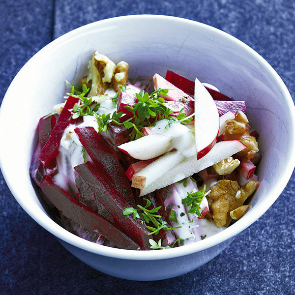 Rote Bete Apfel Salat Mit Meerrettich Rezept Kuchengotter Rote Bete Salat Mit Apfel