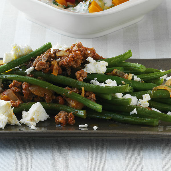 Hackfleisch-Bohnen-Pfanne mit Feta Rezept | Küchengötter Hackfleisch-Bohnen-Pfanne mit Feta Rezept | Küchengötter