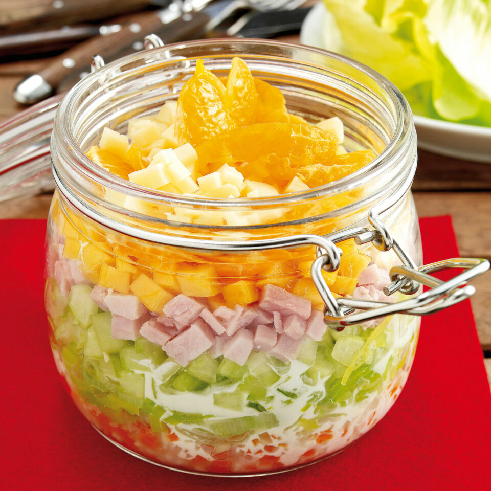 Fruchtiger Schichtsalat Rezept | Küchengötter Fruchtiger Schichtsalat Rezept | Küchengötter