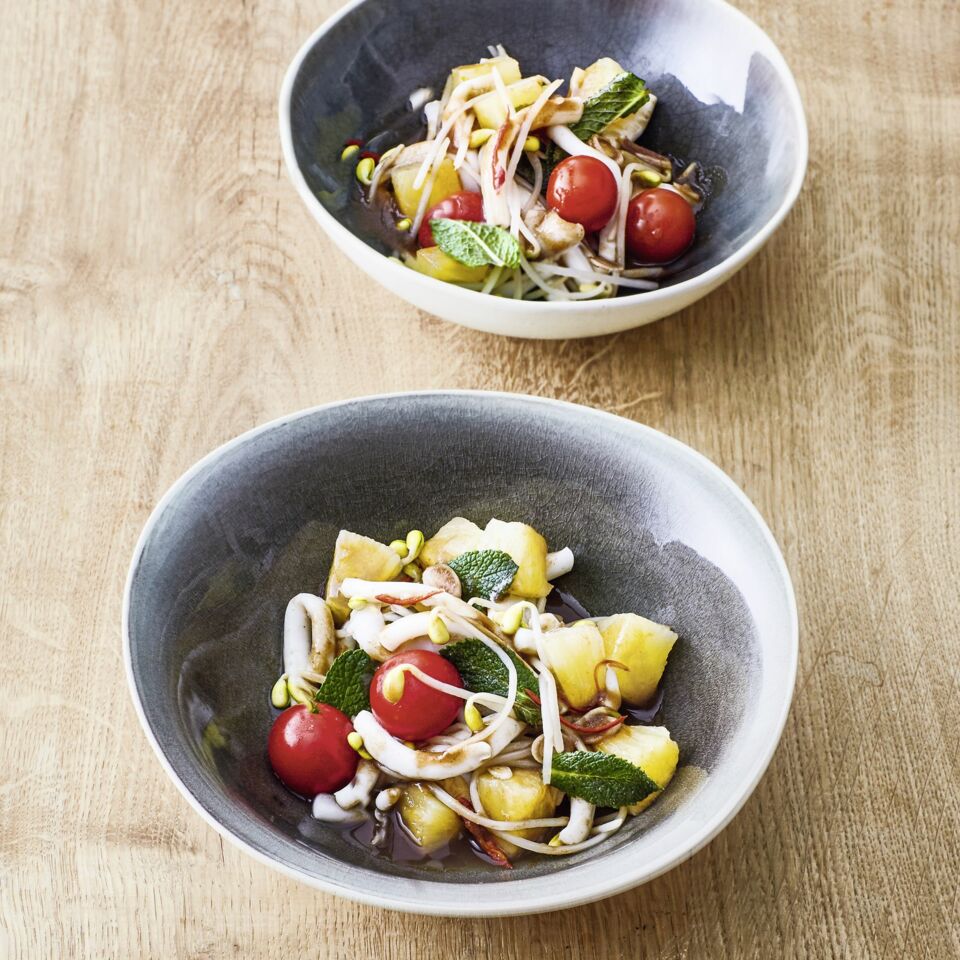 Ananas-Tintenfisch-Salat Rezept | Küchengötter Ananas-Tintenfisch-Salat Rezept | Küchengötter