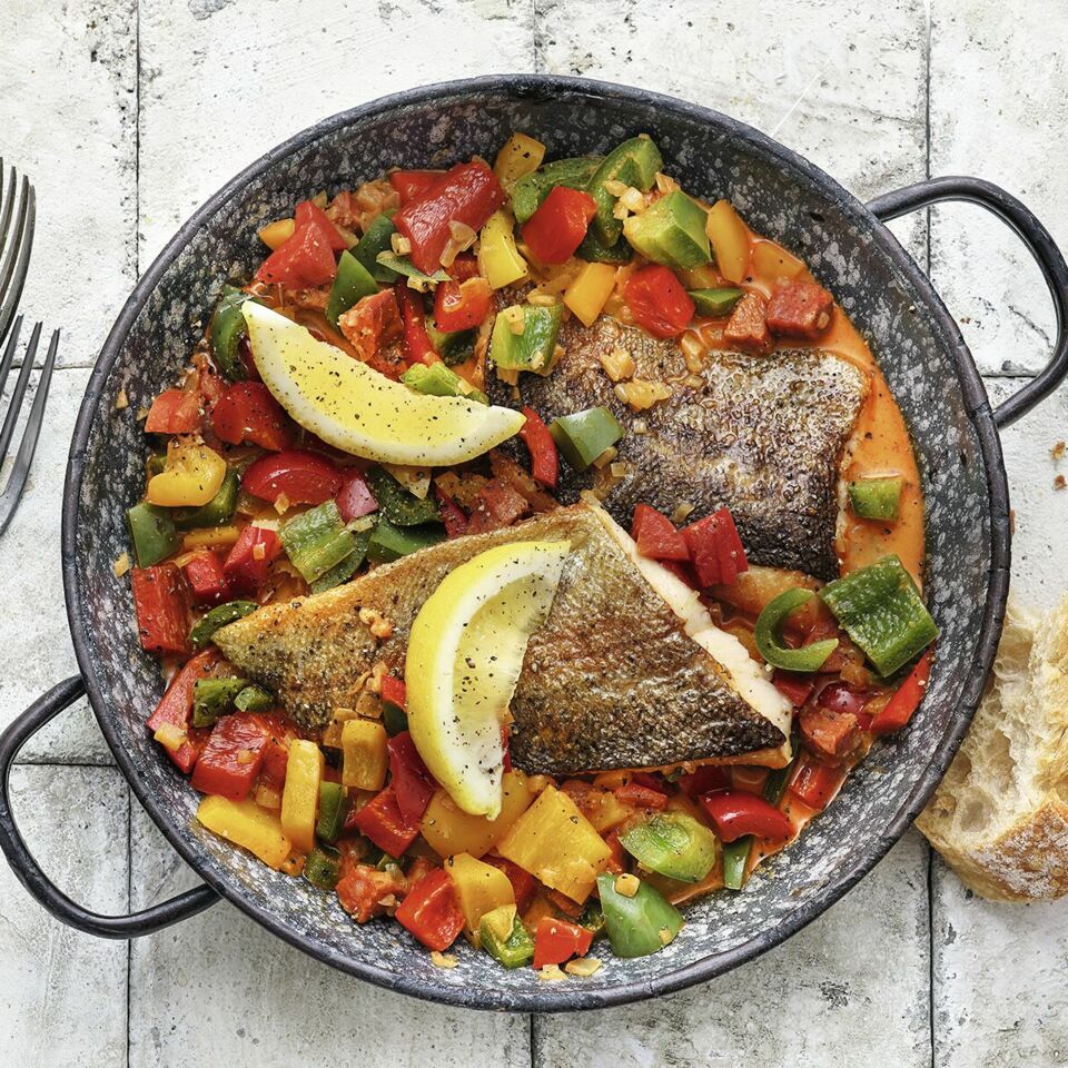 Paprika-Fischpfanne Rezept | Küchengötter Paprika-Fischpfanne Rezept | Küchengötter