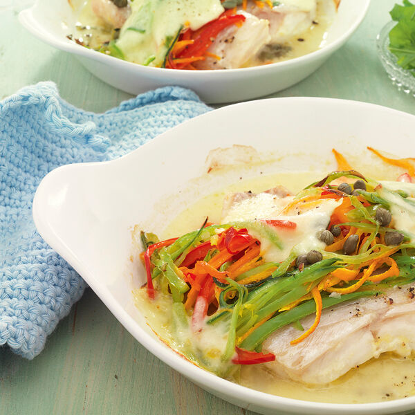 Fischfilets mit Gemüse und Mozzarella Rezept | Küchengötter