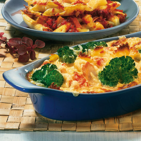 Nudelauflauf mit Hähnchen und Brokkoli Rezept | Küchengötter Nudelauflauf mit Hähnchen und Brokkoli Rezept | Küchengötter