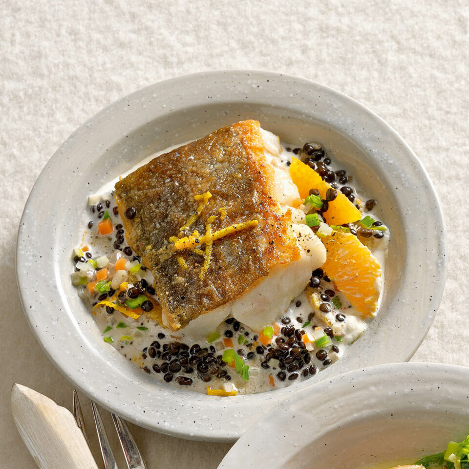Skreifilets auf Orangen-Sahne-Linsen Rezept | Küchengötter Skreifilets auf Orangen-Sahne-Linsen Rezept | Küchengötter