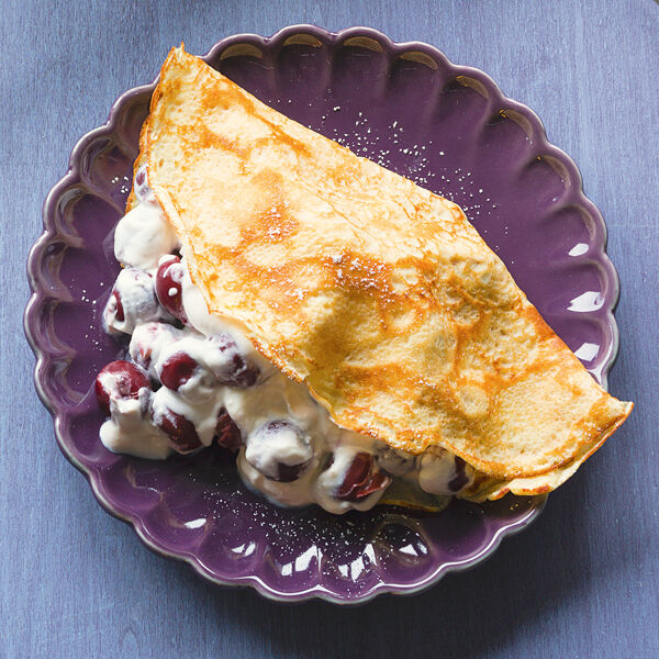 Crêpes mit Kirschjoghurt Rezept | Küchengötter Crêpes mit Kirschjoghurt Rezept | Küchengötter