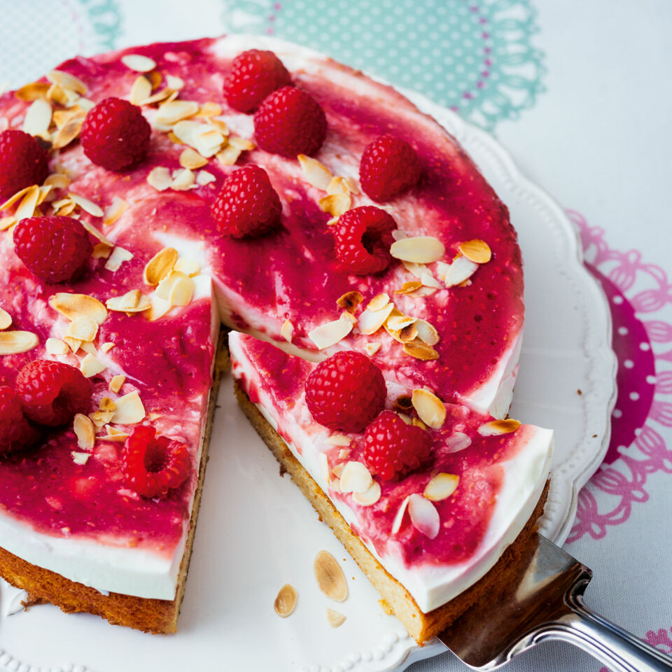 Himbeer-Frischkäse-Torte Rezept | Küchengötter Himbeer-Frischkäse-Torte Rezept | Küchengötter