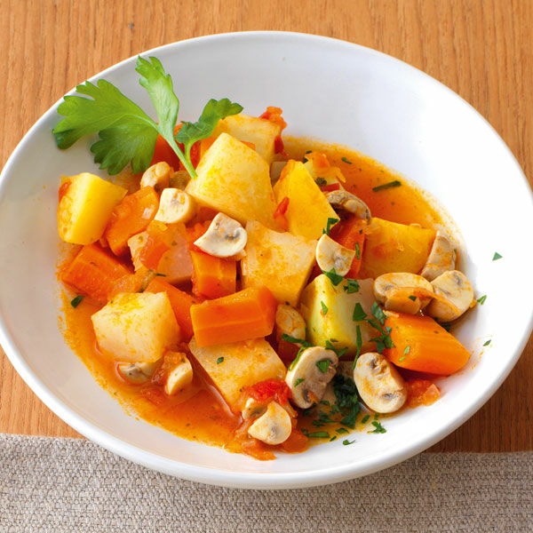 Gemüsegulasch Rezept | Küchengötter Gemüsegulasch Rezept | Küchengötter