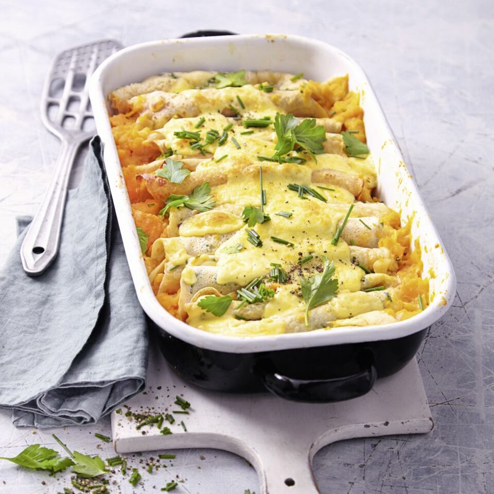 Gefüllte Kräuter-Crespelle mit Süßkartoffeln Rezept | Küchengötter Gefüllte Kräuter-Crespelle mit Süßkartoffeln Rezept | Küchengötter