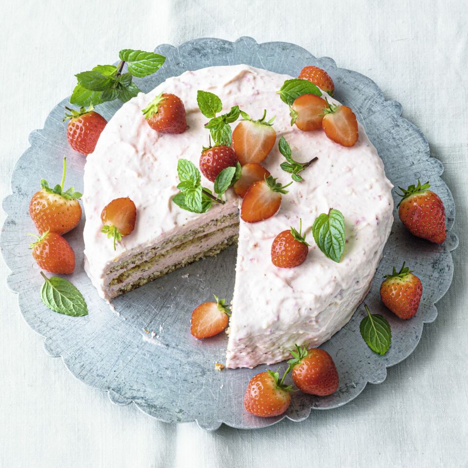 Erdbeercremetorte Rezept Kuchengotter