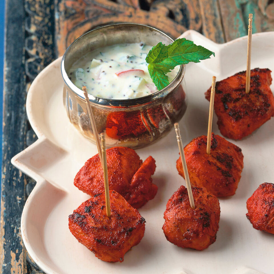 Tandoori-Hähnchen mit Joghurt-Dip Rezept | Küchengötter Tandoori-Hähnchen mit Joghurt-Dip Rezept | Küchengötter