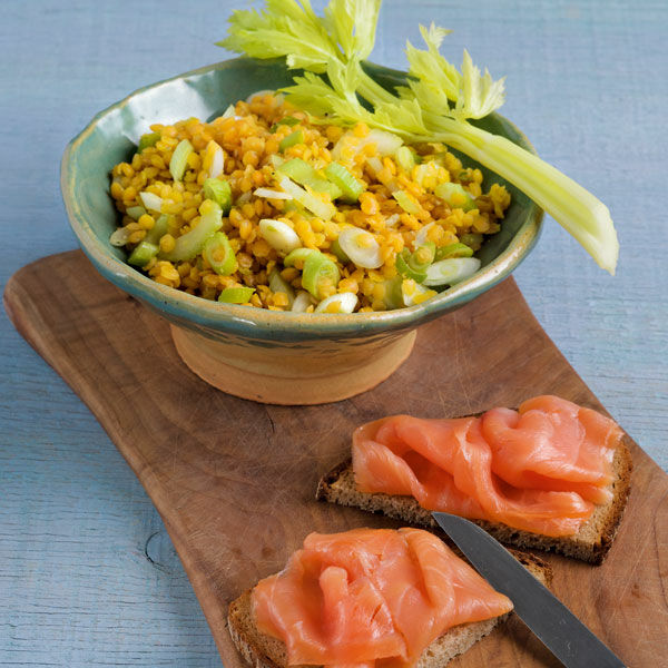 Linsensalat mit Räucherlachs Rezept | Küchengötter