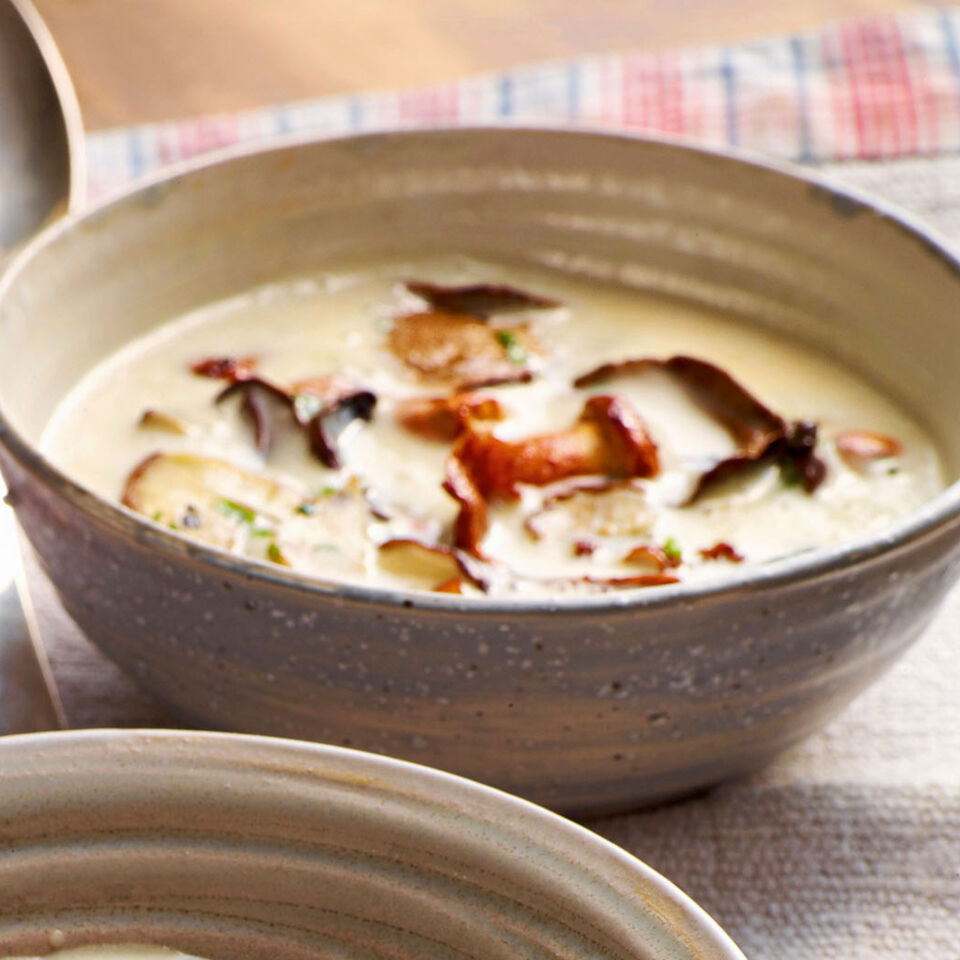 Bayerische Waldpilzsuppe Rezept | Küchengötter Bayerische Waldpilzsuppe Rezept | Küchengötter