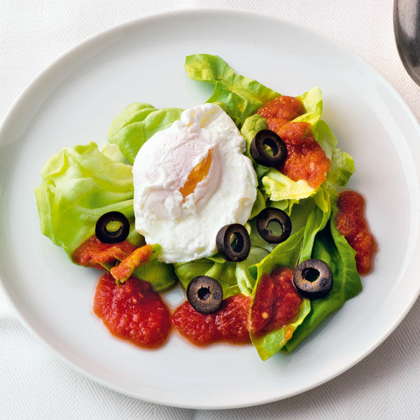 Pochierte Eier auf Tomaten-Chilisauce Rezept | Küchengötter Pochierte Eier auf Tomaten-Chilisauce Rezept | Küchengötter