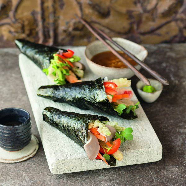 Te-Maki mit Tempura-Gemüse Rezept | Küchengötter Te-Maki mit Tempura-Gemüse Rezept | Küchengötter