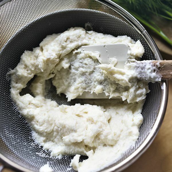 Zarte Hechtklößchen in Dillsauce Rezept | Küchengötter Zarte Hechtklößchen in Dillsauce Rezept | Küchengötter